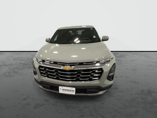 Green 2025 Chevrolet Equinox LT