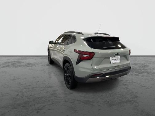 Green 2026 Chevrolet Trax ACTIV