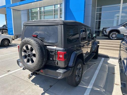 2022 Jeep Wrangler Unlimited Sahara