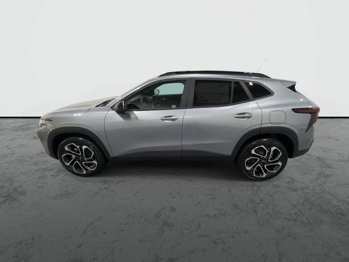 Gray 2026 Chevrolet Trax 2RS