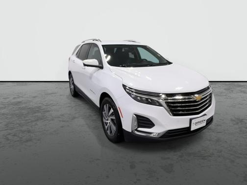 White 2022 Chevrolet Equinox Premier