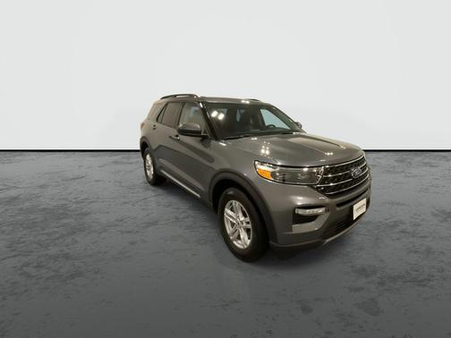Gray 2022 Ford Explorer XLT