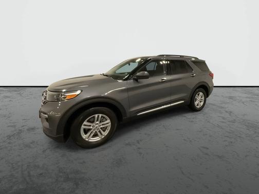 Gray 2022 Ford Explorer XLT