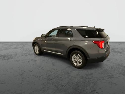 Gray 2022 Ford Explorer XLT