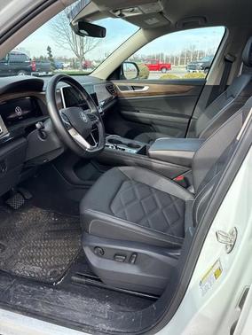 2025 Volkswagen Atlas 2.0T SE