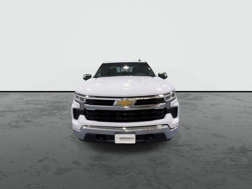 White 2022 Chevrolet Silverado 1500 LT