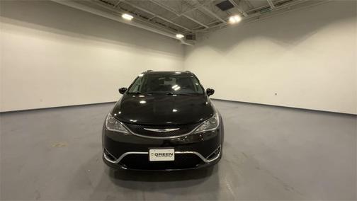 2019 Chrysler Pacifica Touring-L