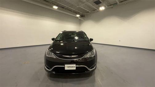 2019 Chrysler Pacifica Touring-L