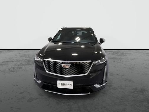 Black 2022 Cadillac XT6 Premium Luxury AWD