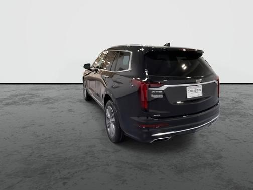 Black 2022 Cadillac XT6 Premium Luxury AWD