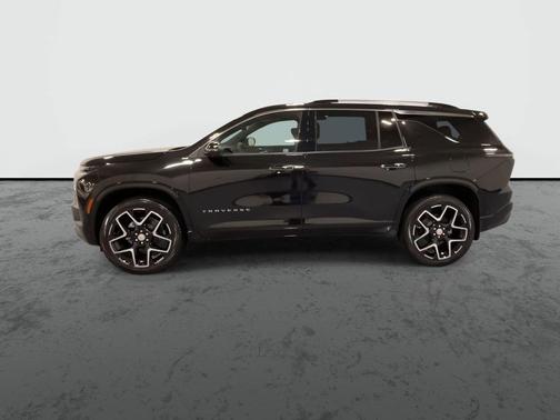 Black 2026 Chevrolet Traverse High Country