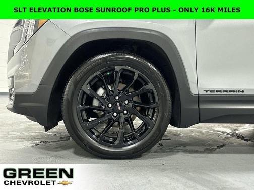 Gray 2024 GMC Terrain SLT