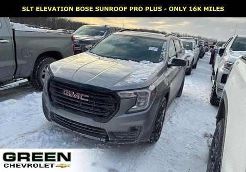 2024 GMC Terrain SLT