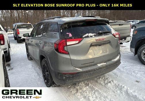 2024 GMC Terrain SLT