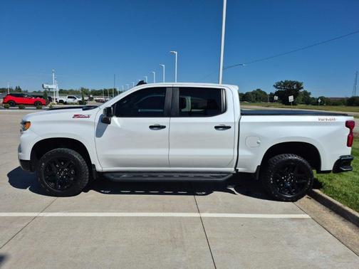 White 2024 Chevrolet Silverado 1500 LT Trail Boss