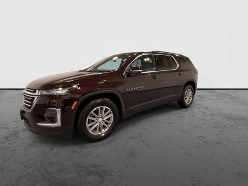 Red 2023 Chevrolet Traverse LT Cloth