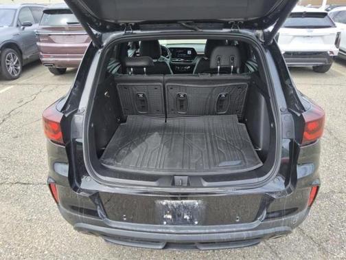 Black 2025 Chevrolet Trailblazer RS