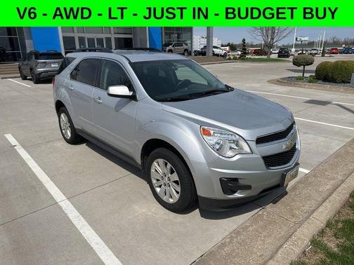 Gray 2011 Chevrolet Equinox LT