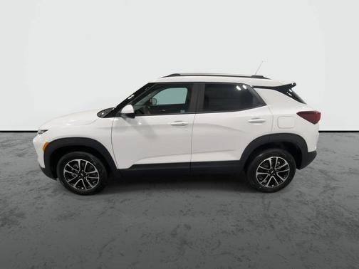 White 2026 Chevrolet Trailblazer LT