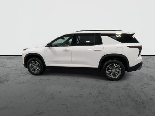 White 2027 Chevrolet Traverse LT