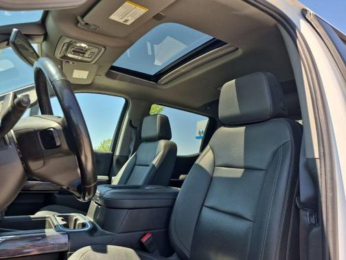 White 2022 Chevrolet Silverado 1500 Limited LTZ