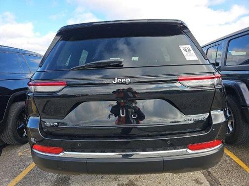 2023 Jeep Grand Cherokee Laredo