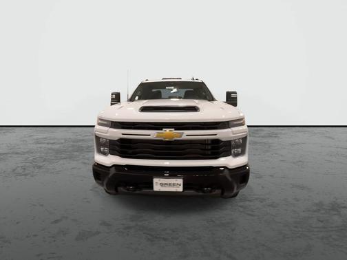 White 2026 Chevrolet Silverado 2500 Custom