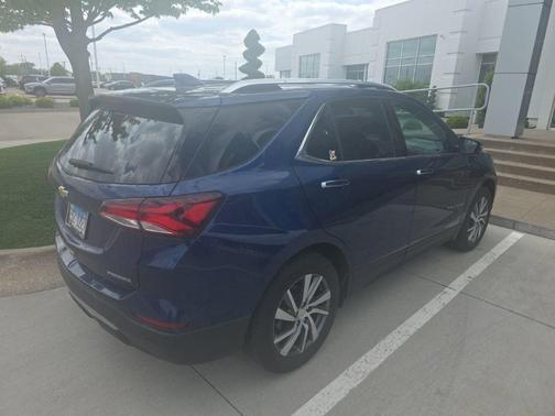 Blue 2022 Chevrolet Equinox Premier