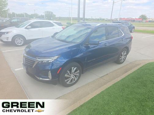Blue 2022 Chevrolet Equinox Premier