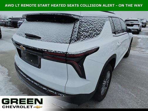 2025 Chevrolet Traverse LT