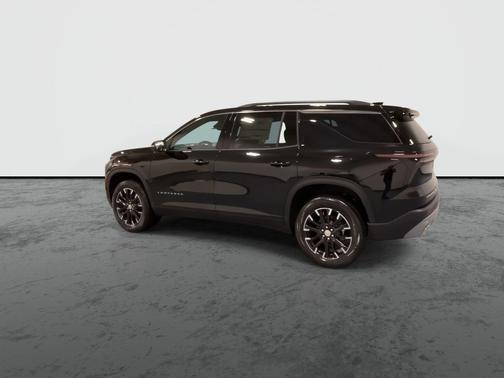Black 2026 Chevrolet Traverse LT