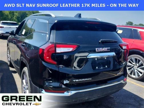 2023 GMC Terrain SLT