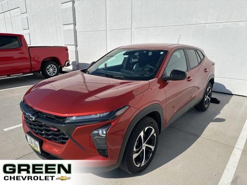 Orange 2024 Chevrolet Trax 1RS