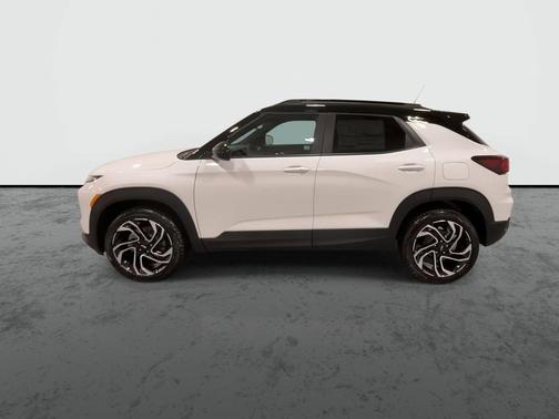 White 2026 Chevrolet Trailblazer RS