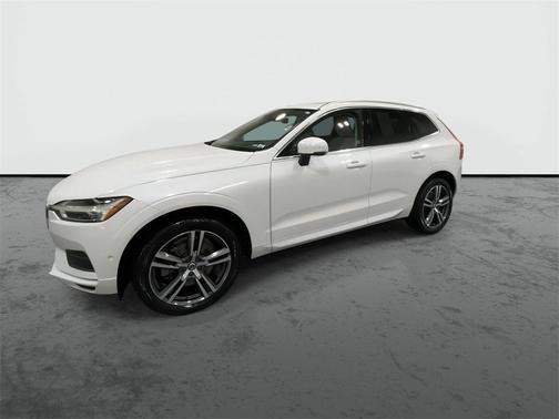 2019 Volvo XC60 T6 Momentum