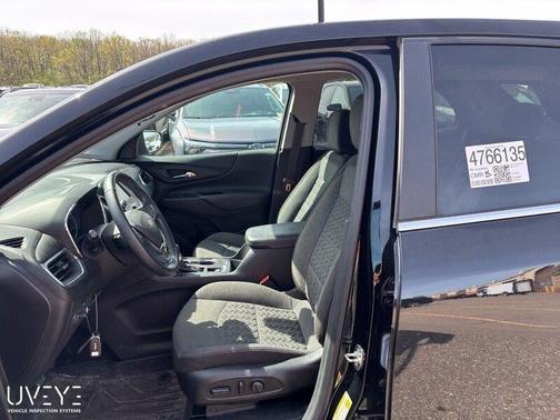 Black 2024 Chevrolet Equinox LT