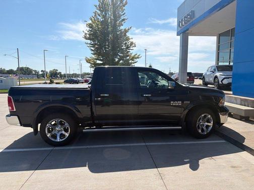 Black 2018 RAM 1500 Laramie