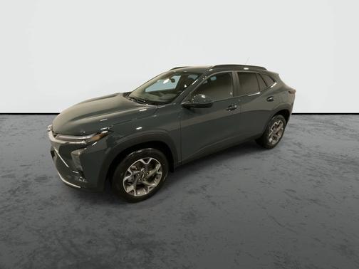 Gray 2026 Chevrolet Trax LT