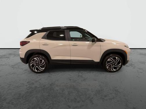 Tan 2026 Chevrolet Trailblazer RS