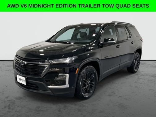 Black 2023 Chevrolet Traverse LT Cloth