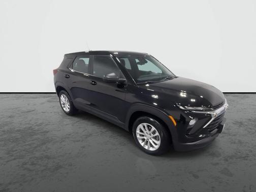 Black 2024 Chevrolet Trailblazer LS