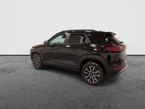 Black 2026 Chevrolet Trailblazer ACTIV