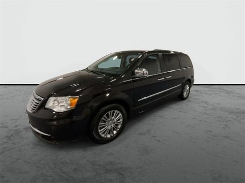 2015 Chrysler Town & Country Touring-L