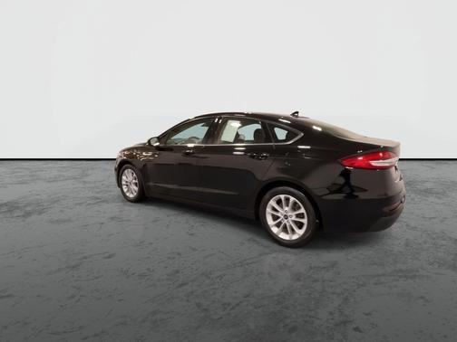 Black 2020 Ford Fusion SE