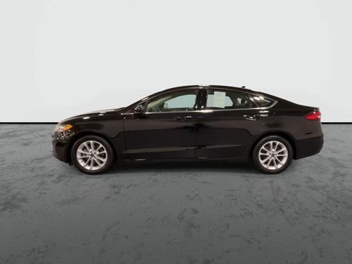 Black 2020 Ford Fusion SE