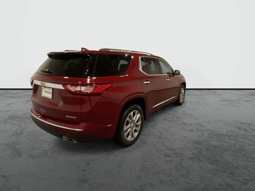Red 2021 Chevrolet Traverse Premier