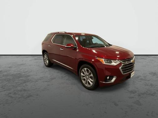 Red 2021 Chevrolet Traverse Premier
