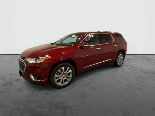Red 2021 Chevrolet Traverse Premier