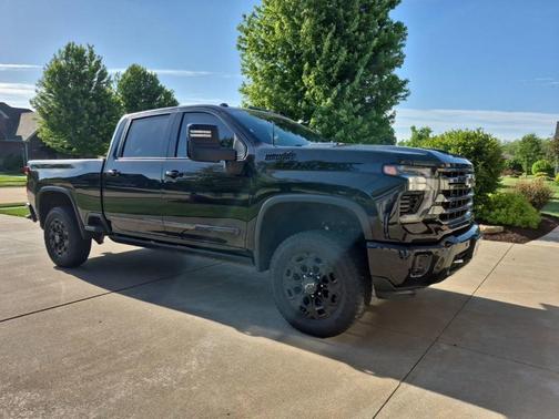Black 2024 Chevrolet Silverado 3500 High Country