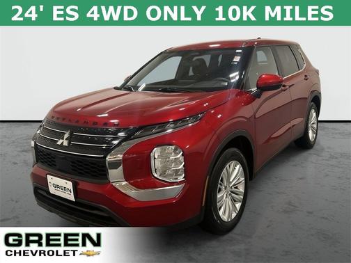 2024 Mitsubishi Outlander ES